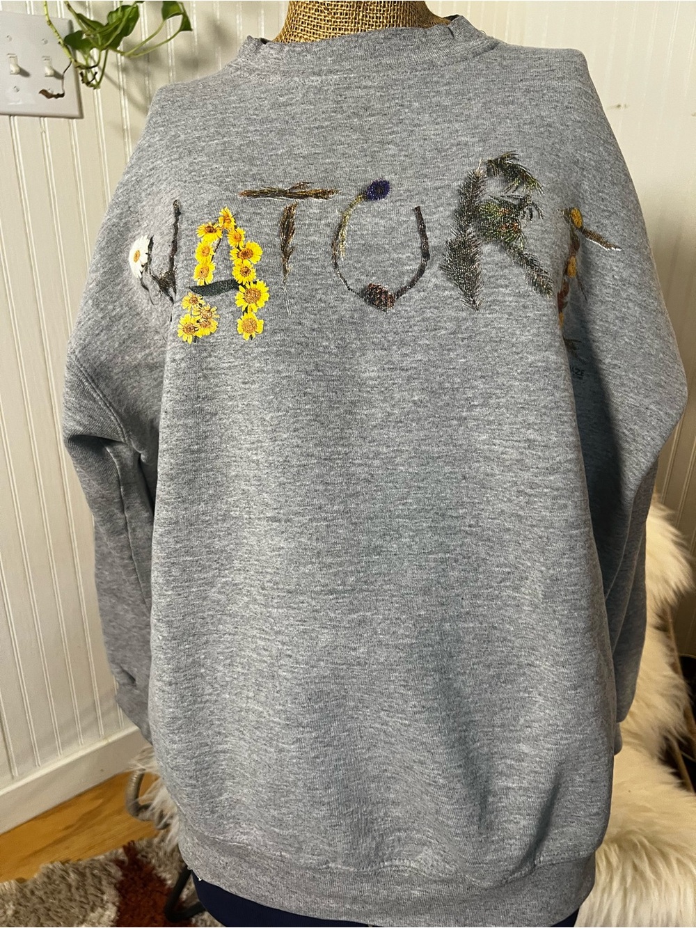 Gray Women's vintage Floral nature, core Sweater